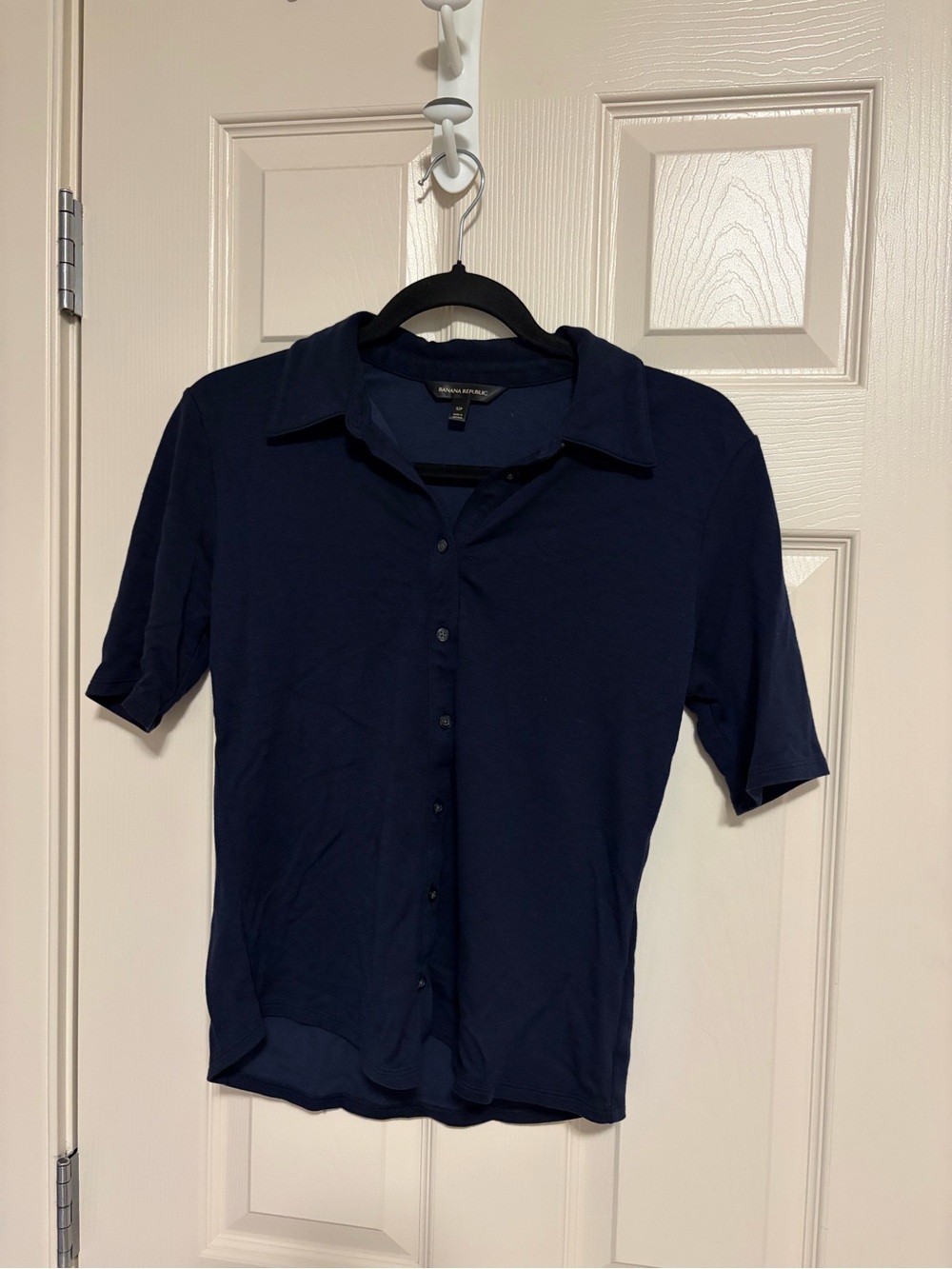 🐢 BANANA REPUBLIC - Small Navy Women’s Top